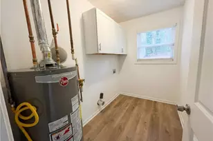 1606 Fieldgreen Overlook, Stone Mountain, GA 30088 - Photo 10