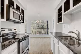 702 Glenleaf Dr, Peachtree Corners, GA 30092 - Photo 1