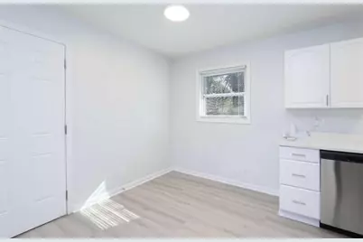 371 Roxbury Drive, Riverdale, GA 30274 - Photo 10