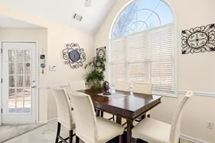 1584 Snow Hill Dr, Lawrenceville, GA 30045 - Photo 10