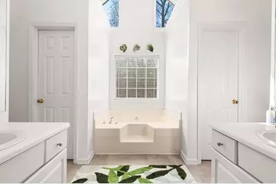 1584 Snow Hill Drive, Lawrenceville, GA 30045 - Photo 14