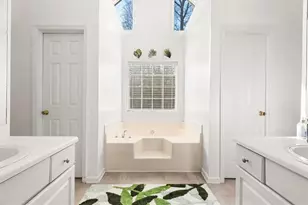 1584 Snow Hill Dr, Lawrenceville, GA 30045 - Photo 14