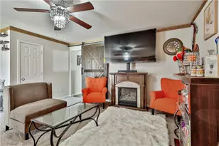 1022 Serene Lake Dr, Griffin, GA 30223 - Photo 12