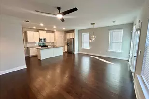 1315 Heights Park Dr SE, Atlanta, GA 30316 - Photo 4