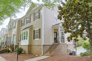 3761 Lake Point Blvd, Suwanee, GA 30024 - Photo 2