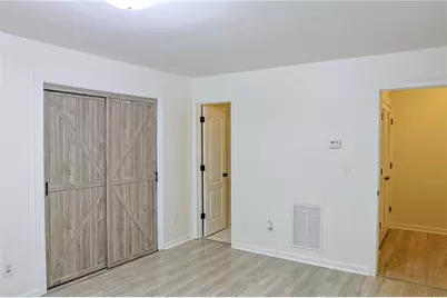 3761 Lake Point Boulevard, Suwanee, GA 30024 - Photo 14