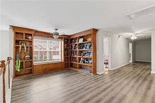 326 Cog Hill Dr, Fairburn, GA 30213 - Photo 8