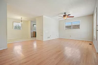 4646 W Lakeshore Drive, Acworth, GA 30101 - Photo 8