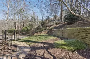 4020 Hampshire Ct, Suwanee, GA 30024 - Photo 58