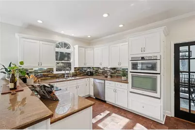 4020 Hampshire Court, Suwanee, GA 30024 - Photo 22