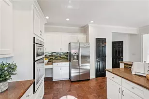 4020 Hampshire Ct, Suwanee, GA 30024 - Photo 20