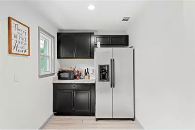 436 W Lake Avenue NW, Atlanta, GA 30318 - Photo 4