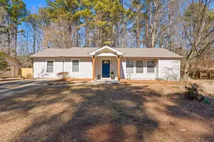 3400 Mustang Dr, Powder Springs, GA 30127 - Photo 2