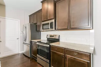 2716 Avanti Way, Decatur, GA 30035 - Photo 8