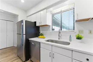 56 Finch Trail NE, Atlanta, GA 30308 - Photo 14