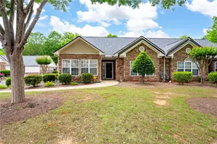 3735 Villa Springs Cir, Powder Springs, GA 30127 - Photo 2