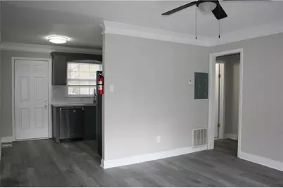 118 N Woodland Drive, Atlanta, GA 30340 - Photo 8