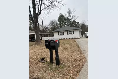 118 N Woodland Drive, Atlanta, GA 30340 - Photo 4