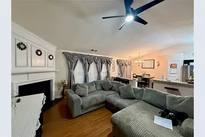 137 Park Forest Drive NW, Kennesaw, GA 30144 - Photo 4