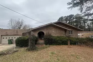 6403 Briarwood Ct, Riverdale, GA 30296 - Photo 1