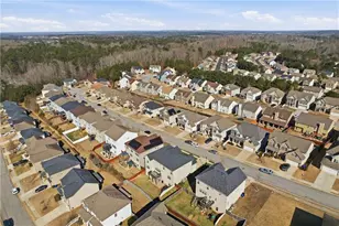 3205 Bowlin Dr, Fairburn, GA 30213 - Photo 10