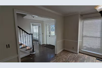 3638 Autumn Ridge Parkway, Marietta, GA 30066 - Photo 4