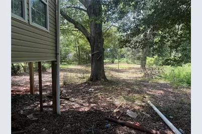 5725 Stonewall Tell Road, Atlanta, GA 30349 - Photo 10