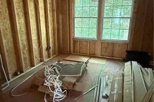 5725 Stonewall Tell Rd, Atlanta, GA 30349 - Photo 4