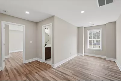 2322 Rockbridge Road SW, Stone Mountain, GA 30087 - Photo 32