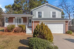 798 Aberdeen Dr, Stone Mountain, GA 30083 - Photo 1