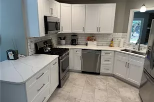 4148 Fawn Ct, Marietta, GA 30068 - Photo 4