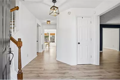 3150 Abbotts Pointe Drive, Duluth, GA 30097 - Photo 6