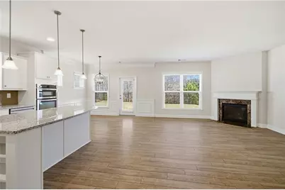 2925 Farmstead Way, Suwanee, GA 30024 - Photo 6