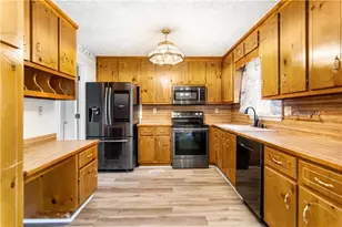 4926 Shallow Ridge Rd NE, Kennesaw, GA 30144 - Photo 10