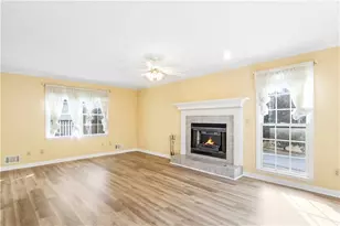 4926 Shallow Ridge Rd NE, Kennesaw, GA 30144 - Photo 6