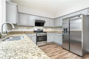 11735 Bentham Ct, Alpharetta, GA 30005 - Photo 10