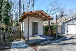 1379 Branchwood Dr, Snellville, GA 30078 - Photo 48