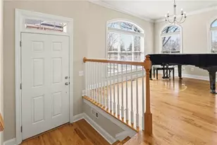 7610 Willoughby Ct, Alpharetta, GA 30005 - Photo 6