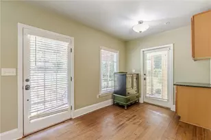 2367 Ridgeway Ave, Atlanta, GA 30337 - Photo 24
