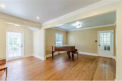 2367 Ridgeway Avenue, Atlanta, GA 30337 - Photo 10