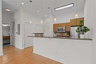 1430 Dresden Dr NE, Atlanta, GA 30319 - Photo 14