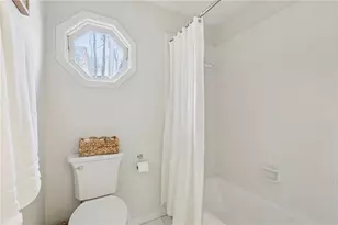 7 9th Green Dr, Roswell, GA 30076 - Photo 32