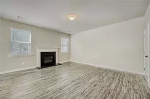 626 Royal Crest Ct, Canton, GA 30115 - Photo 6