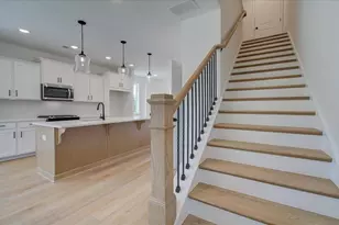 1927 Deco Dr, Kennesaw, GA 30144 - Photo 2