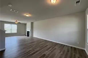 108 Cornwell Wy, Calhoun, GA 30701 - Photo 2