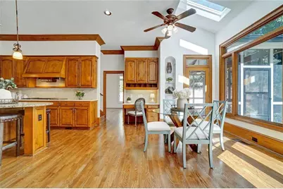 4025 Benell Court SE, Smyrna, GA 30082 - Photo 12