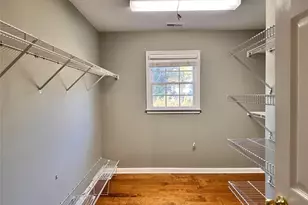 337 Vista Lake Dr, Suwanee, GA 30024 - Photo 16