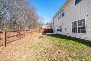 952 Island Cove Ct, Buford, GA 30518 - Photo 44
