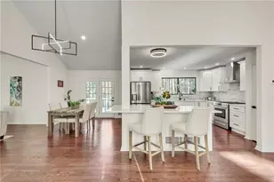 115 Ansley Ct, Roswell, GA 30076 - Photo 14