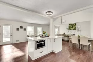 115 Ansley Ct, Roswell, GA 30076 - Photo 16